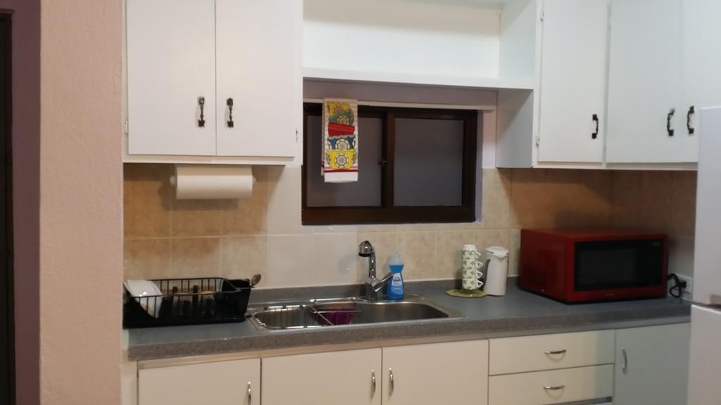 Lee'S Comfort House Chalan Kanoa Kültér fotó